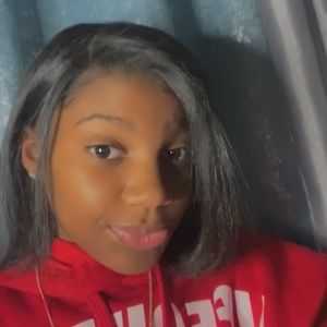 Meet your Posher, Charlyce